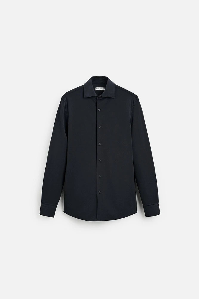 TEXTURED STRETCH SHIRT