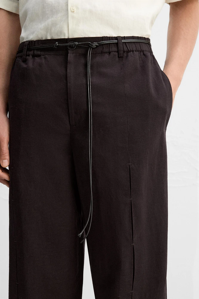 PANTALON EN COTON ET LIN À PLIS