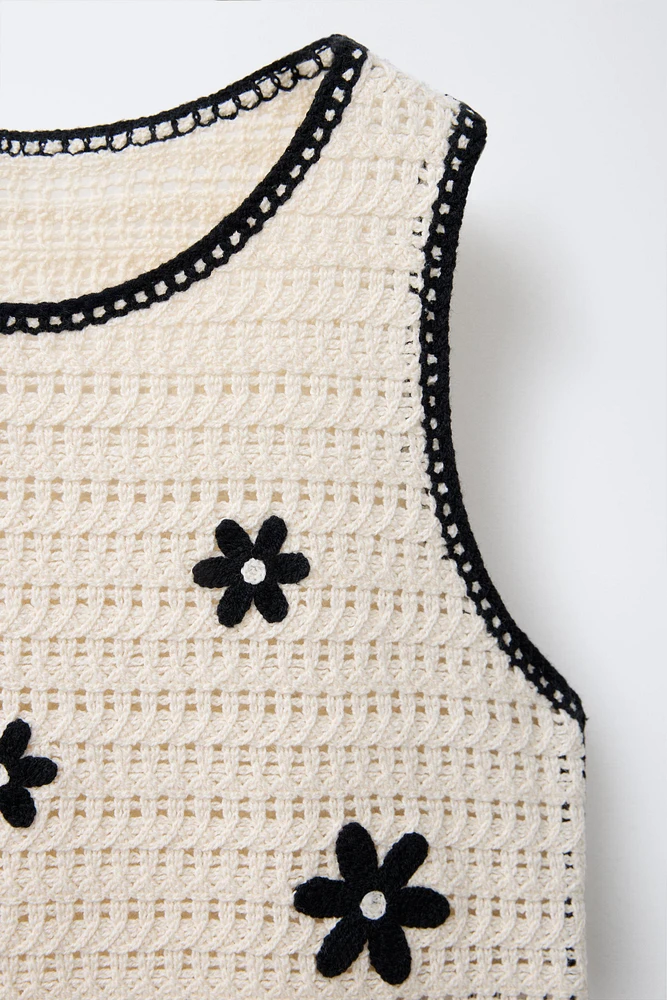 TOP EN MAILLE CROCHET FLEURS