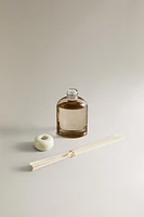 (4.06 oz) JASMINE & MUSK SCENTED REED DIFFUSER