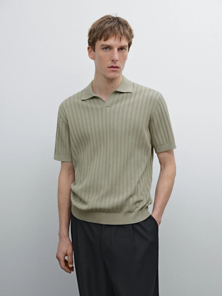 Ribbed knit polo collar sweater