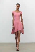 ROBE POLYAMIDE BAS ASYMÉTRIQUE