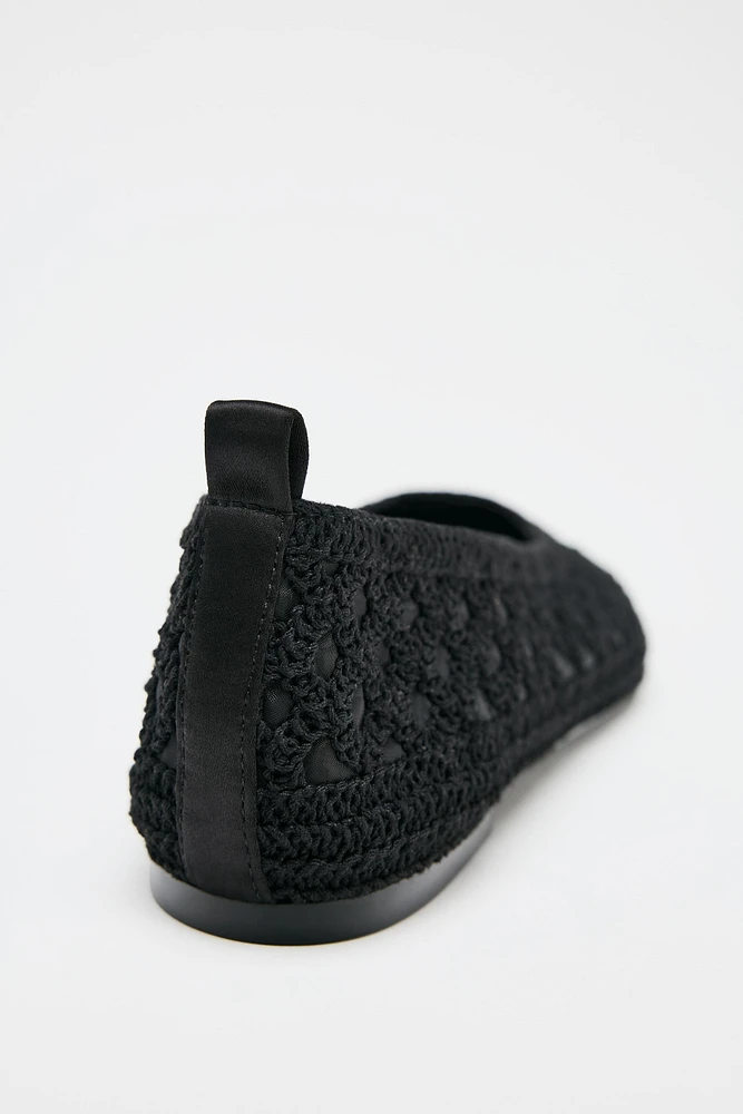 TIE CROCHET BALLET FLATS