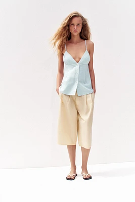 TRIANGLE TOP