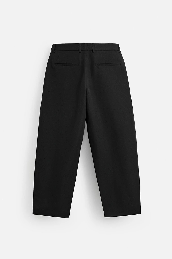 COTTON - LINEN PLEATED PANTS