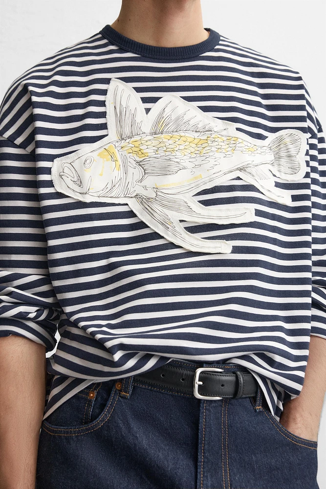STRIPED PATCH T-SHIRT