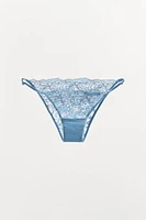 CULOTTE AVEC DENTELLE
