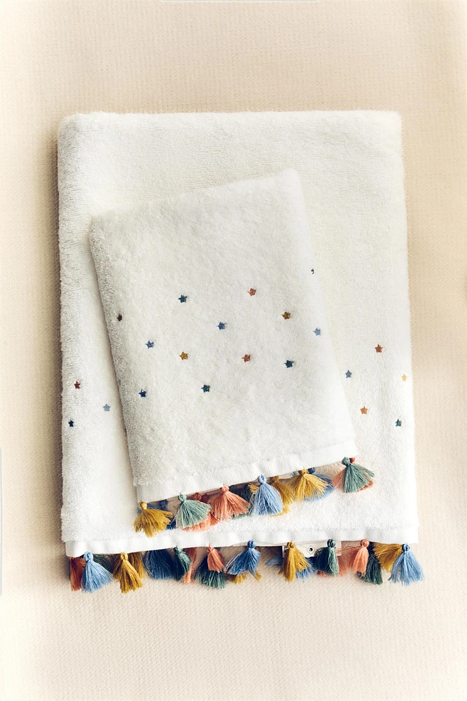 CHILDREN'S TASSEL BATH TOWEL