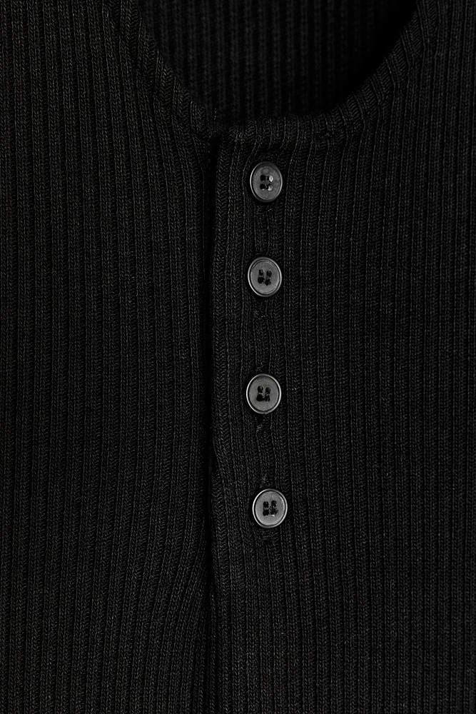 RIBBED MIDI BUTTON DRESS