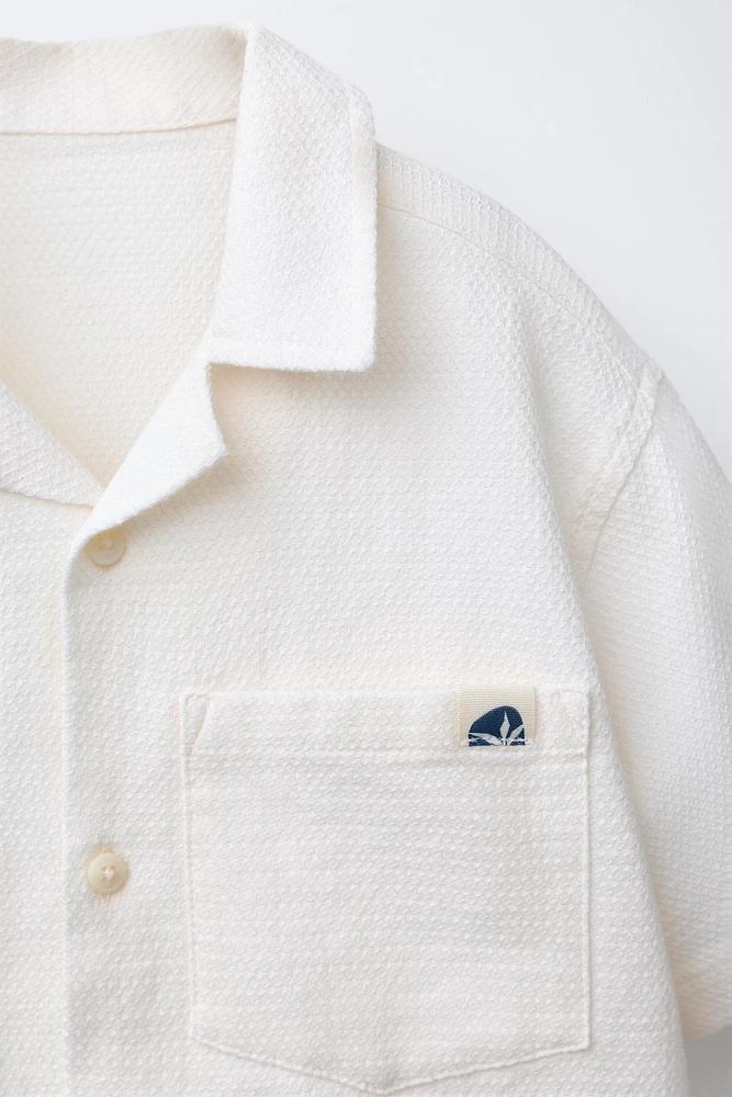 CHEMISE STRUCTURÉE À POCHE