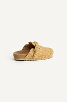 RAFFIA EFFECT CLOGS