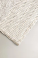 EMBROIDERED LINEN BORDER BATH TOWEL