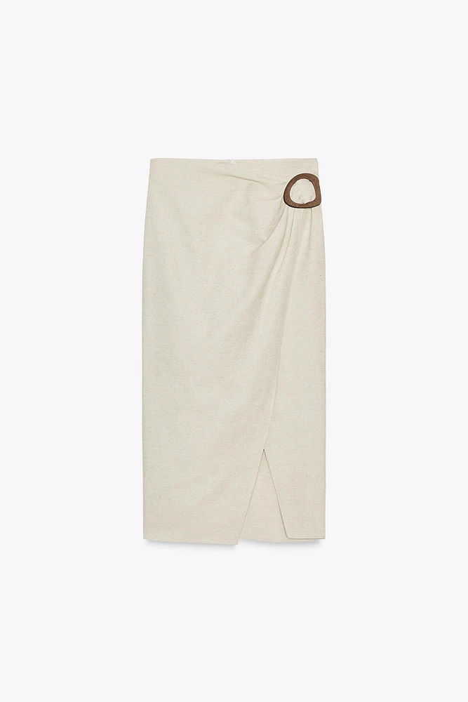 BUCKLE MIDI SKIRT