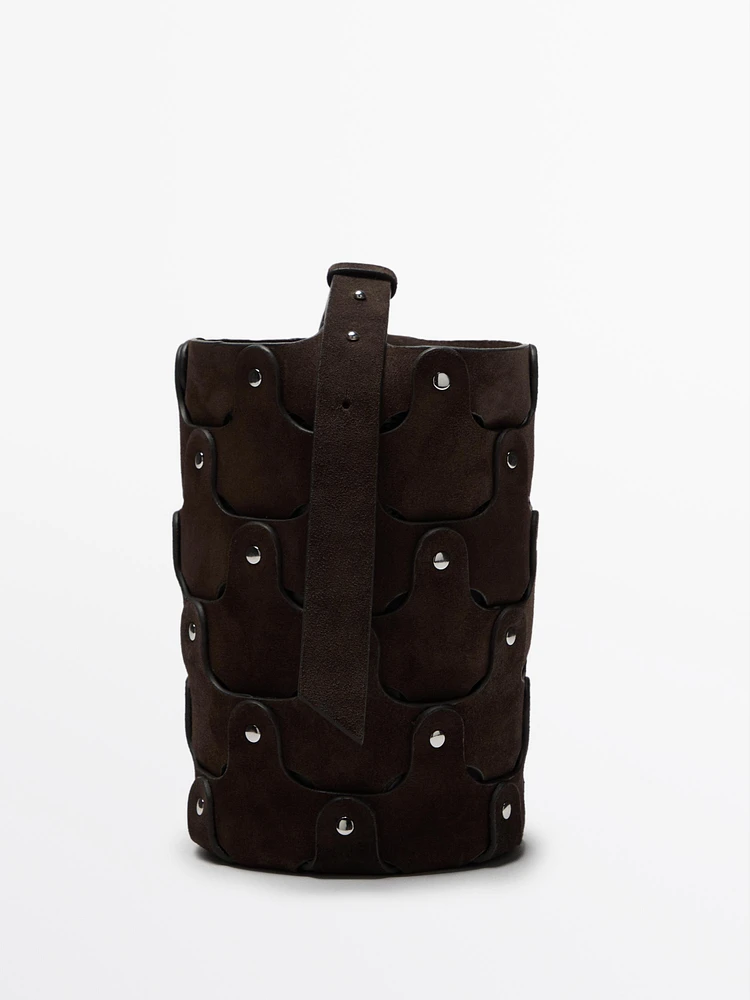 Sac seau à clous en croûte de cuir