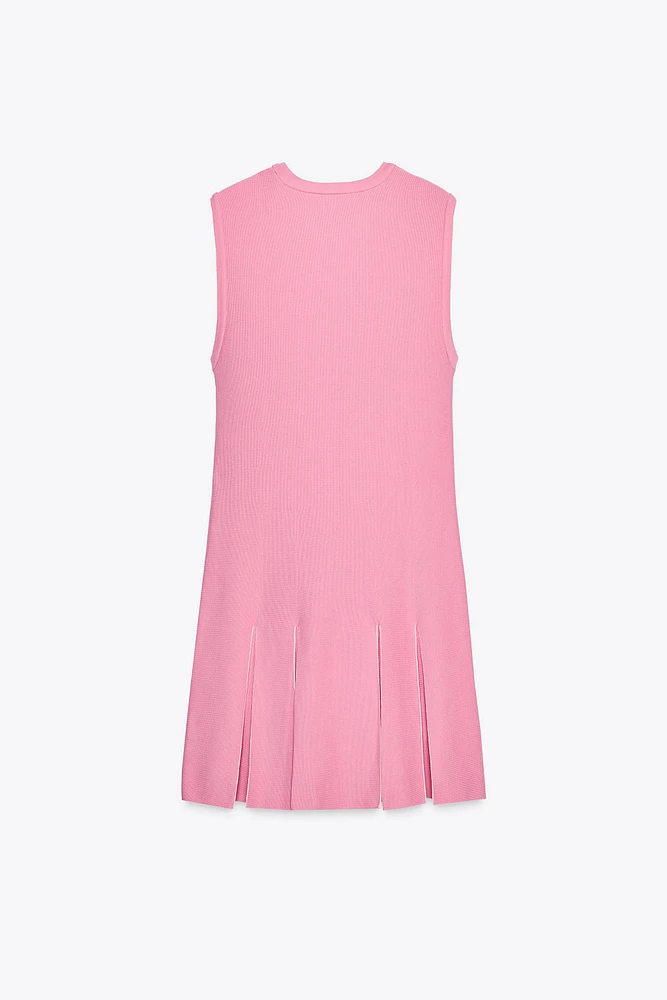 PLEATED KNIT DRESS