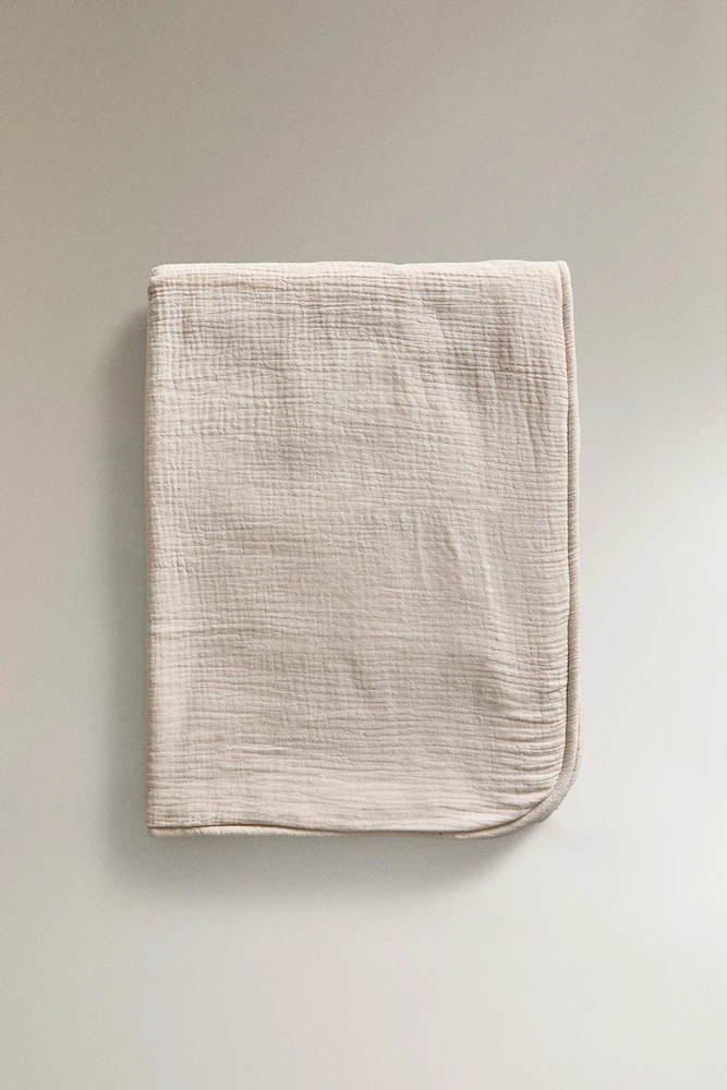CHILDREN’S WARM MOON BLANKET