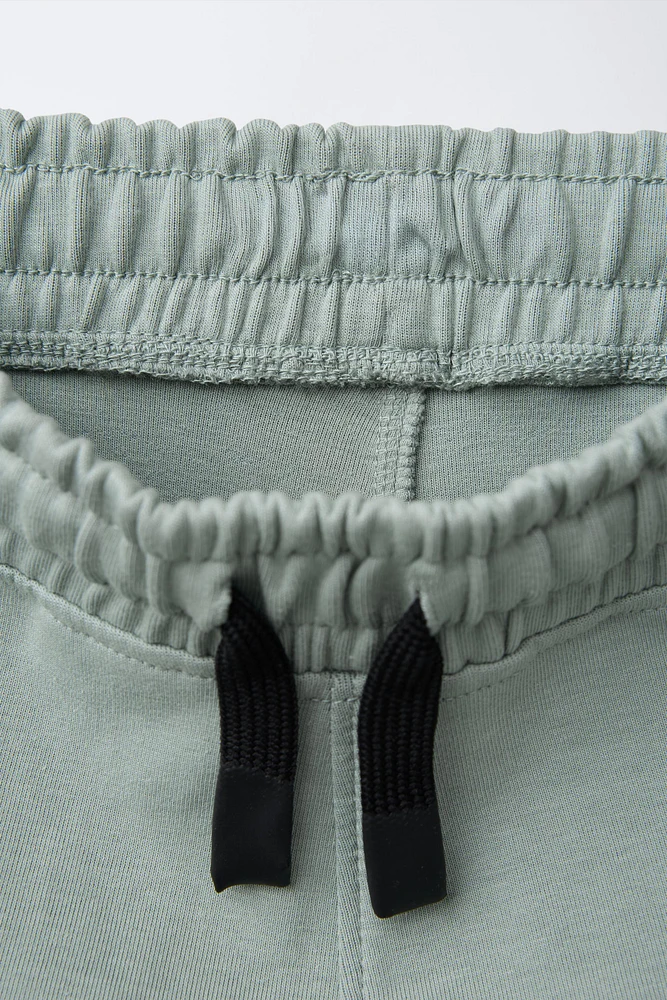 ATHLETIC SHORTS