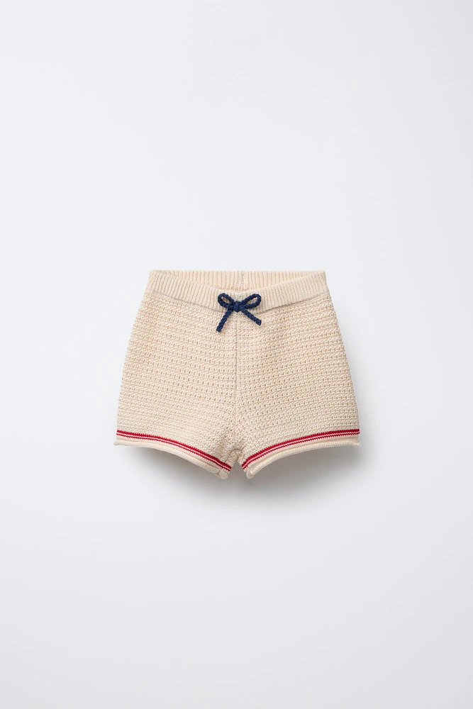 CONTRAST KNIT SHORTS