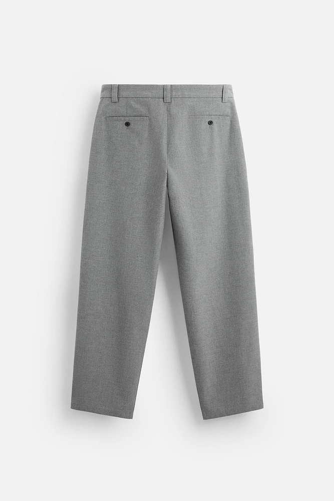 TEXTURED STRAIGHT FIT PANTS