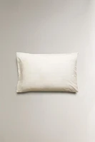 STRIPED PILLOWCASE
