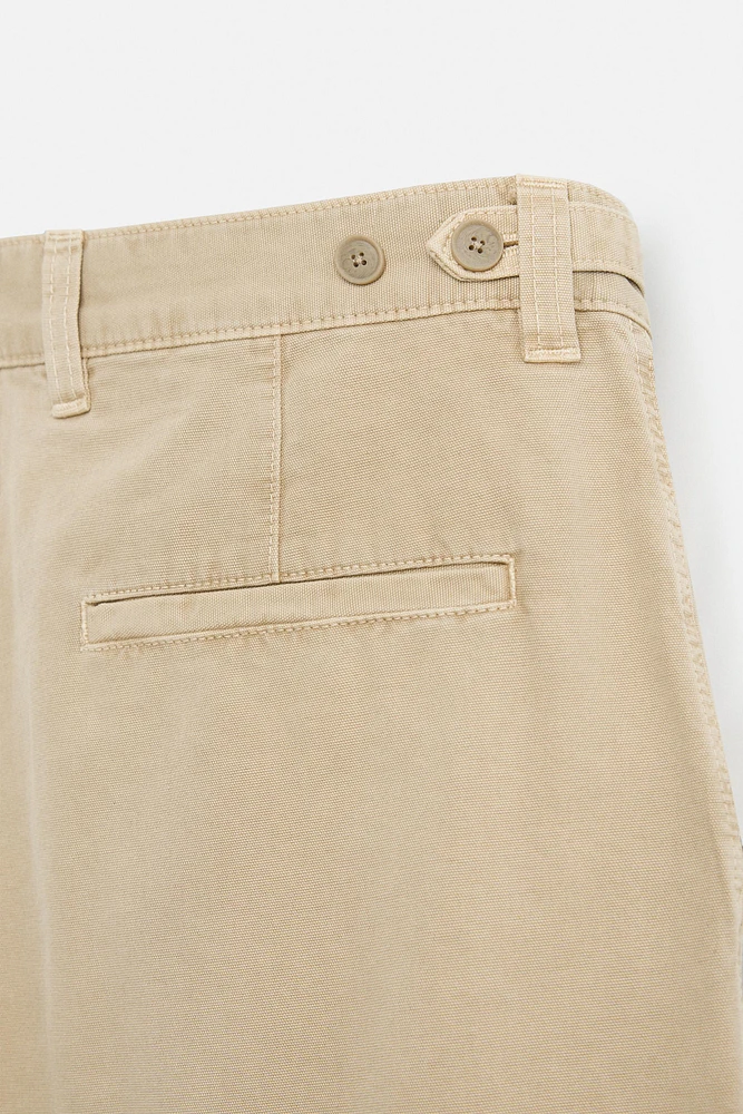 TEXTURED PANTS