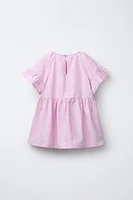 ROBE EN POPELINE AVEC LACETS ET BRODERIES
