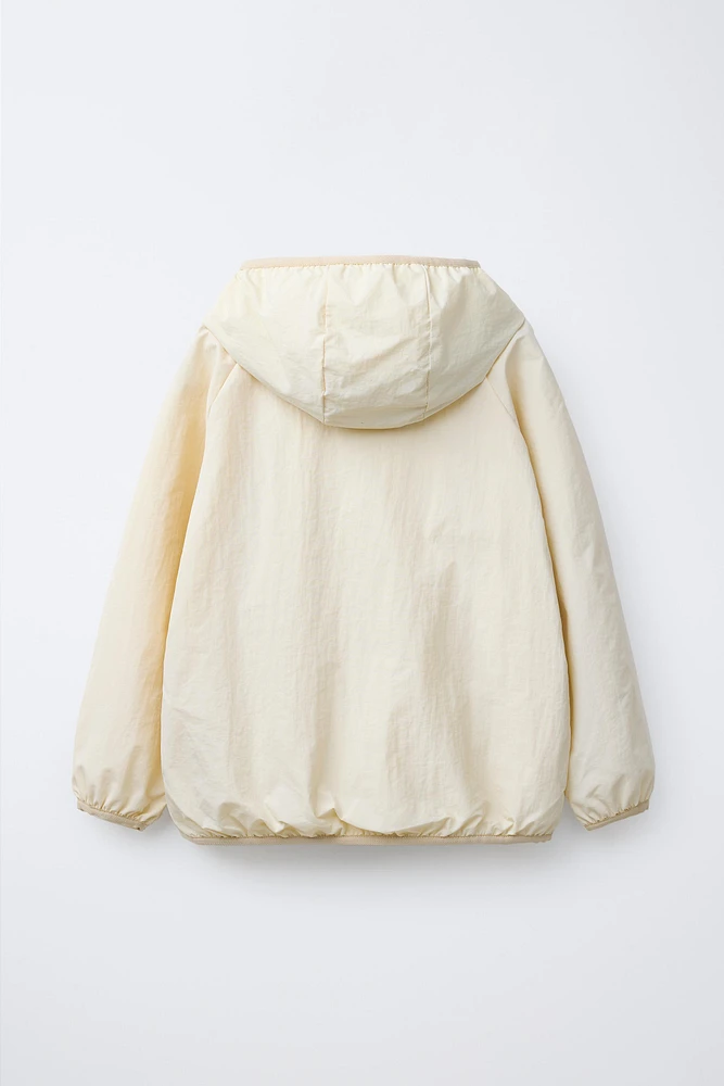 LIGHTWEIGHT HOODED RAINCOAT
