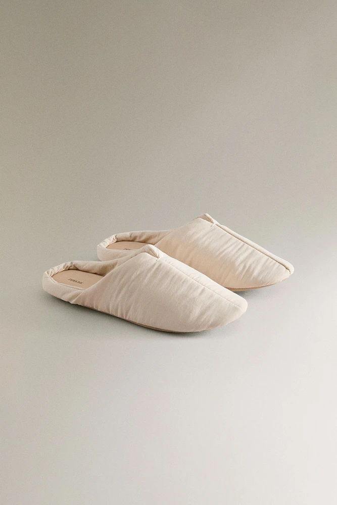 MULE SLIPPERS WITH LEATHER SOLE