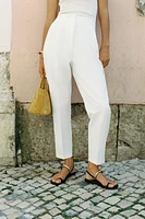 PANTS WITH A HIGH WAIST