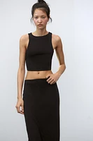 SLEEVELESS CROP TOP