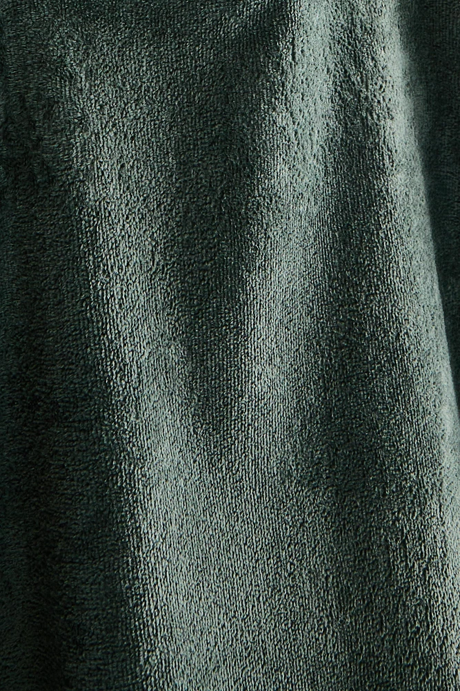 CHILDREN’S VELOUR CROCODILE BEACH PONCHO