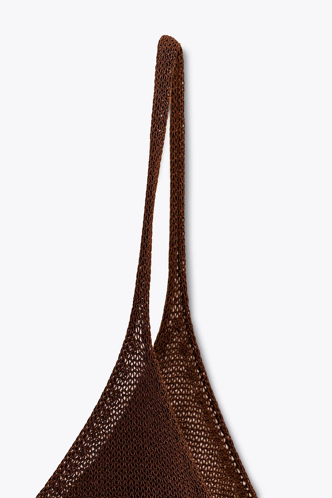 TOP EN MAILLE À BRETELLES