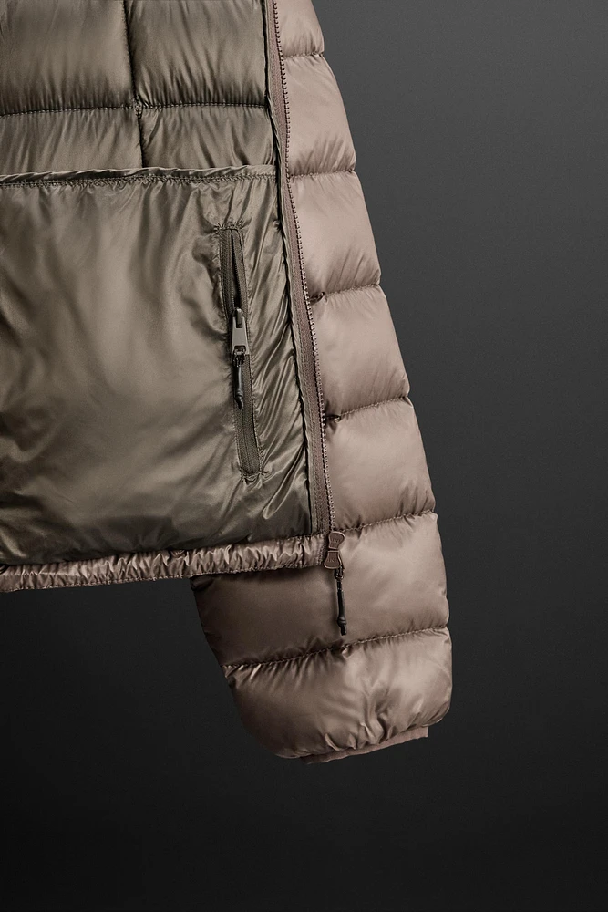 HOODED DOWN JACKET