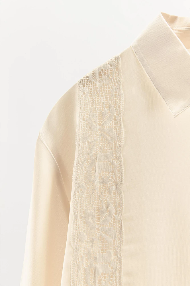 LACE SATIN BLOUSE