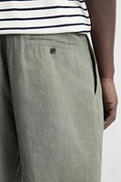 100% LINEN PLEATED SHORTS