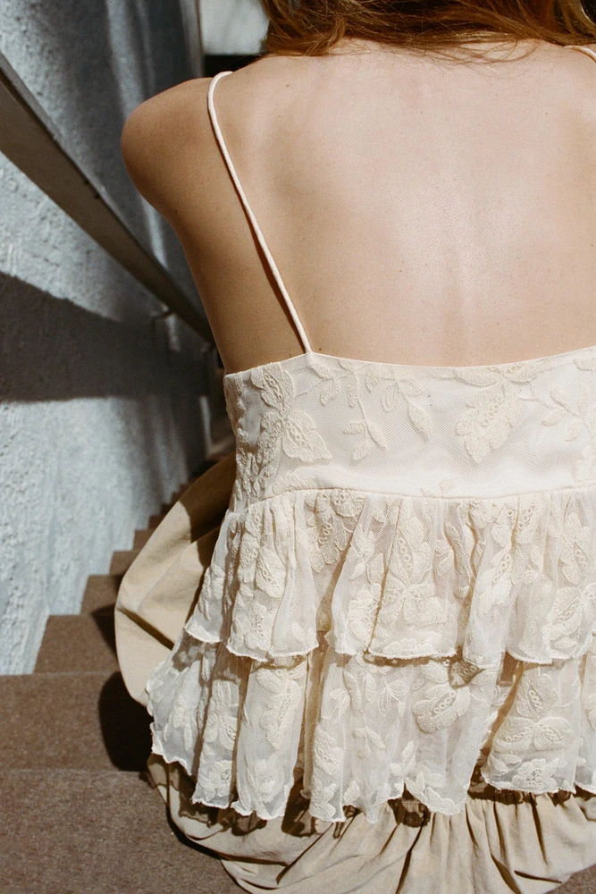 TOP WITH RUFFLED STRAPS