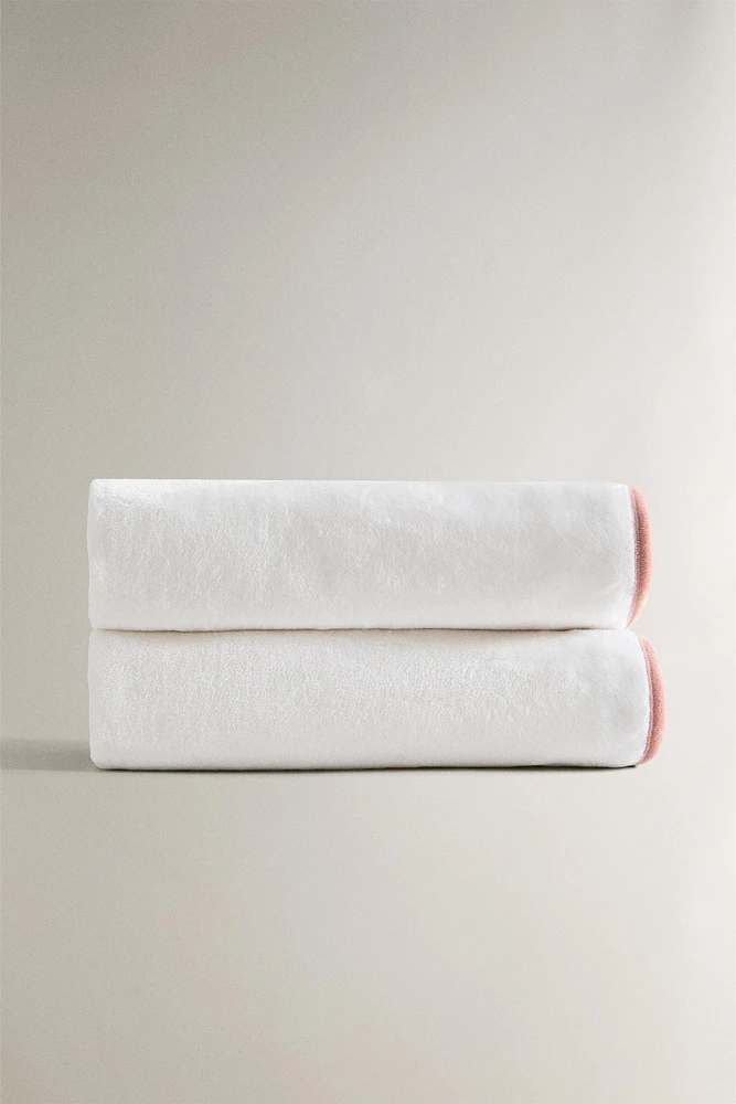 COUVERTURE POLAIRE ENFANT