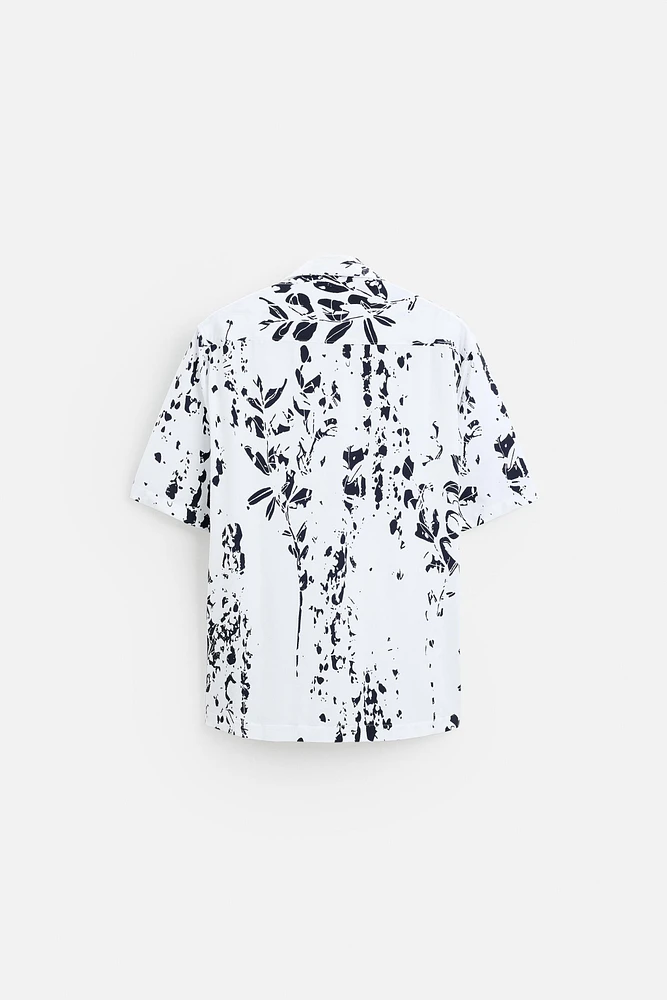 LEAF PRINT STRETCH SHIRT