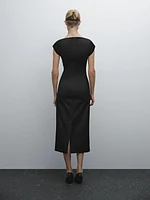 Fitted short sleeve midi dress