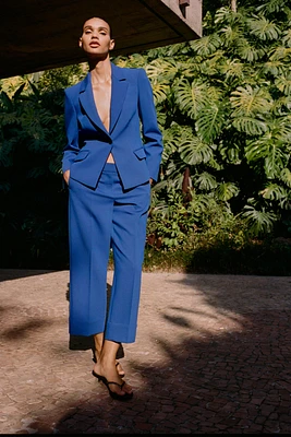 PANTALON DROIT AVEC OURLETS À REVERS