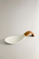 WOOD AND SILICONE SPOON REST