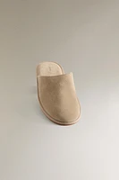LEATHER MULE SLIPPERS