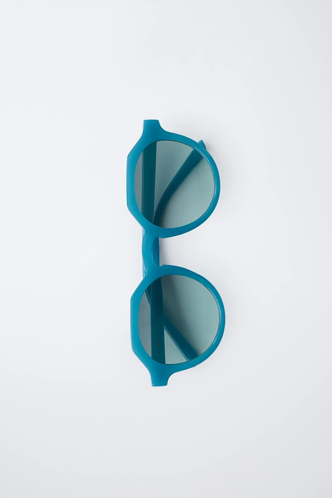 TRANSLUCENT FRAME SUNGLASSES