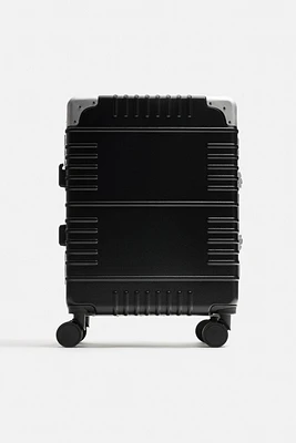 TRAVEL SUITCASE