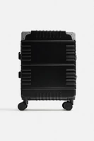 TRAVEL SUITCASE