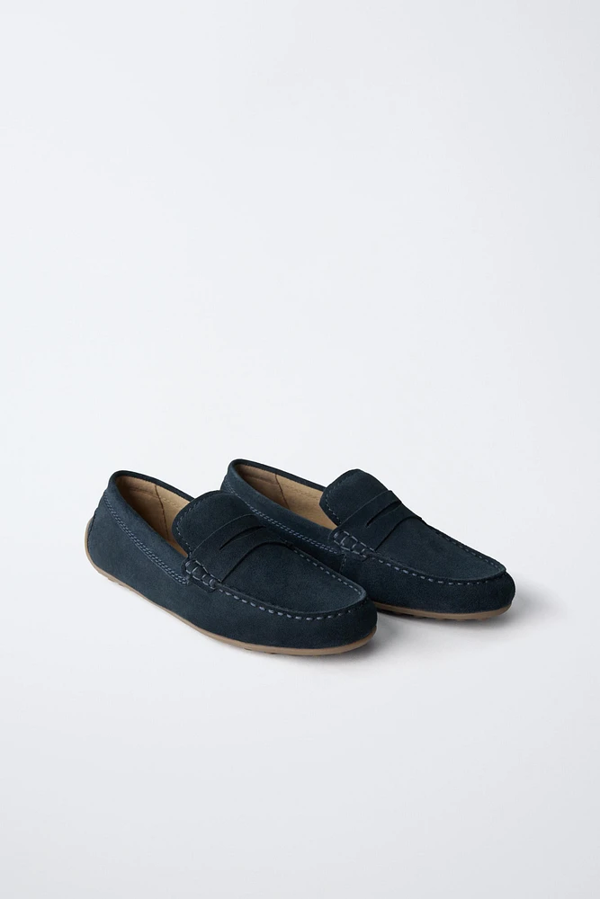 LEATHER LOAFERS