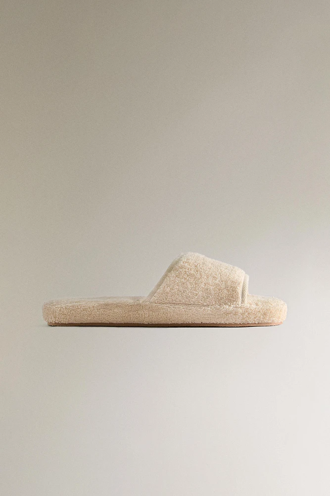 CHAUSSONS FLATFORM TISSU BOUCLÉ