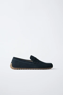 MOCASSINS EN CUIR
