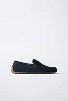 LEATHER LOAFERS