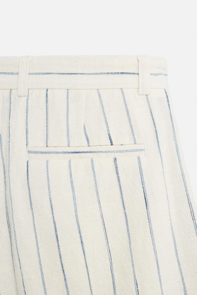 TEXTURED STRIPED SHORTS